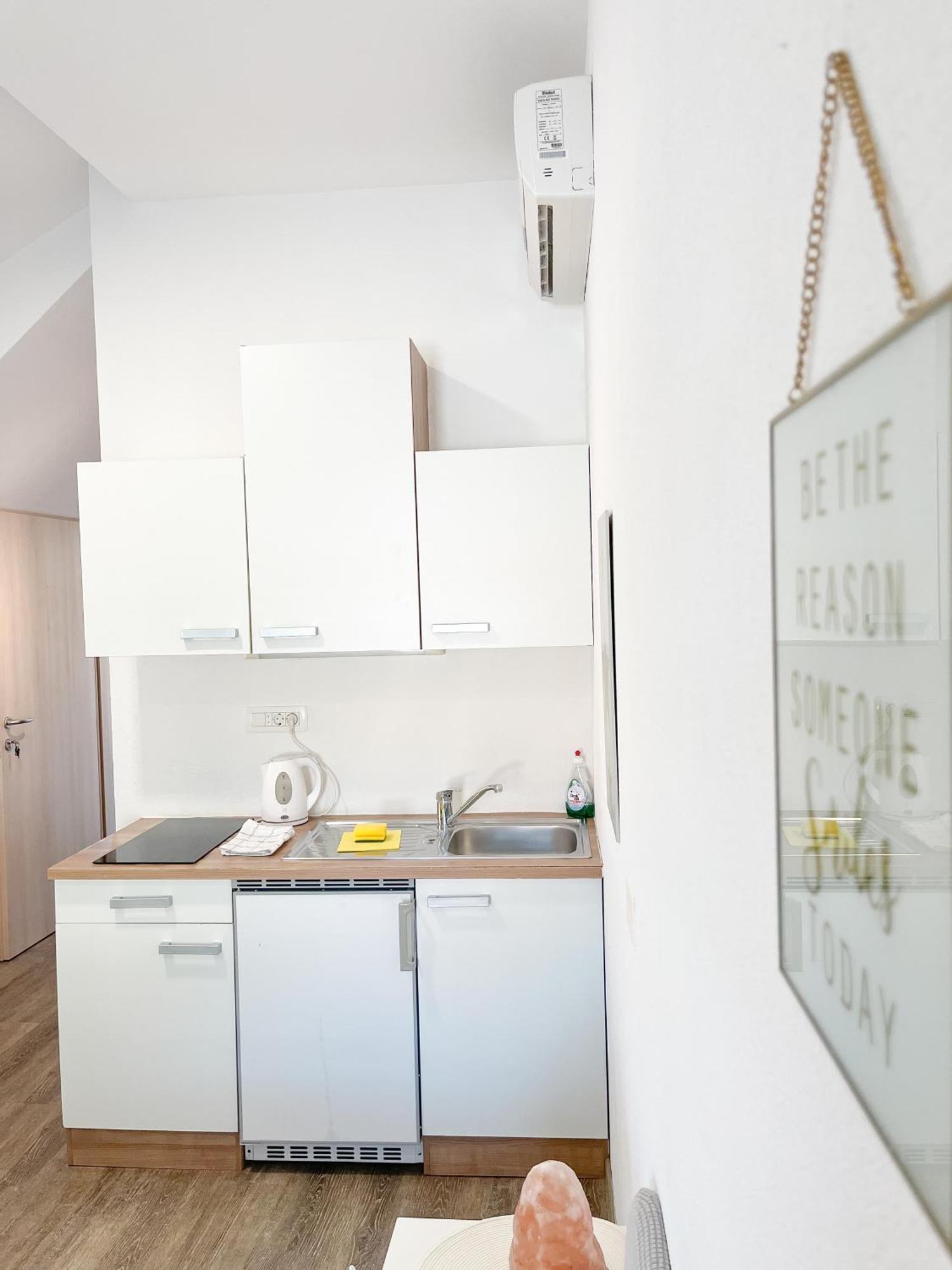 Anita'S Studio Apartments Ljubljana Eksteriør bilde