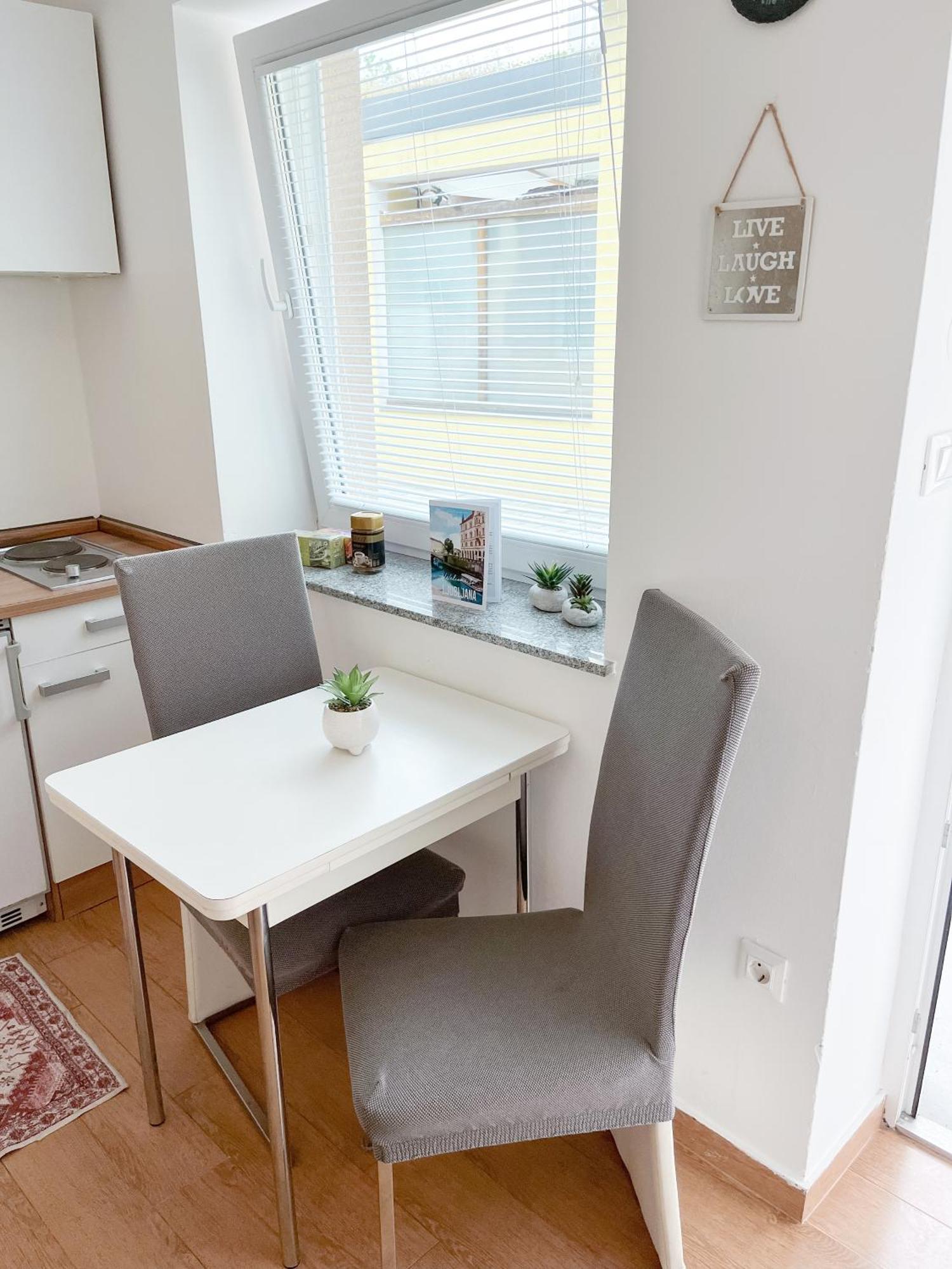 Anita'S Studio Apartments Ljubljana Eksteriør bilde