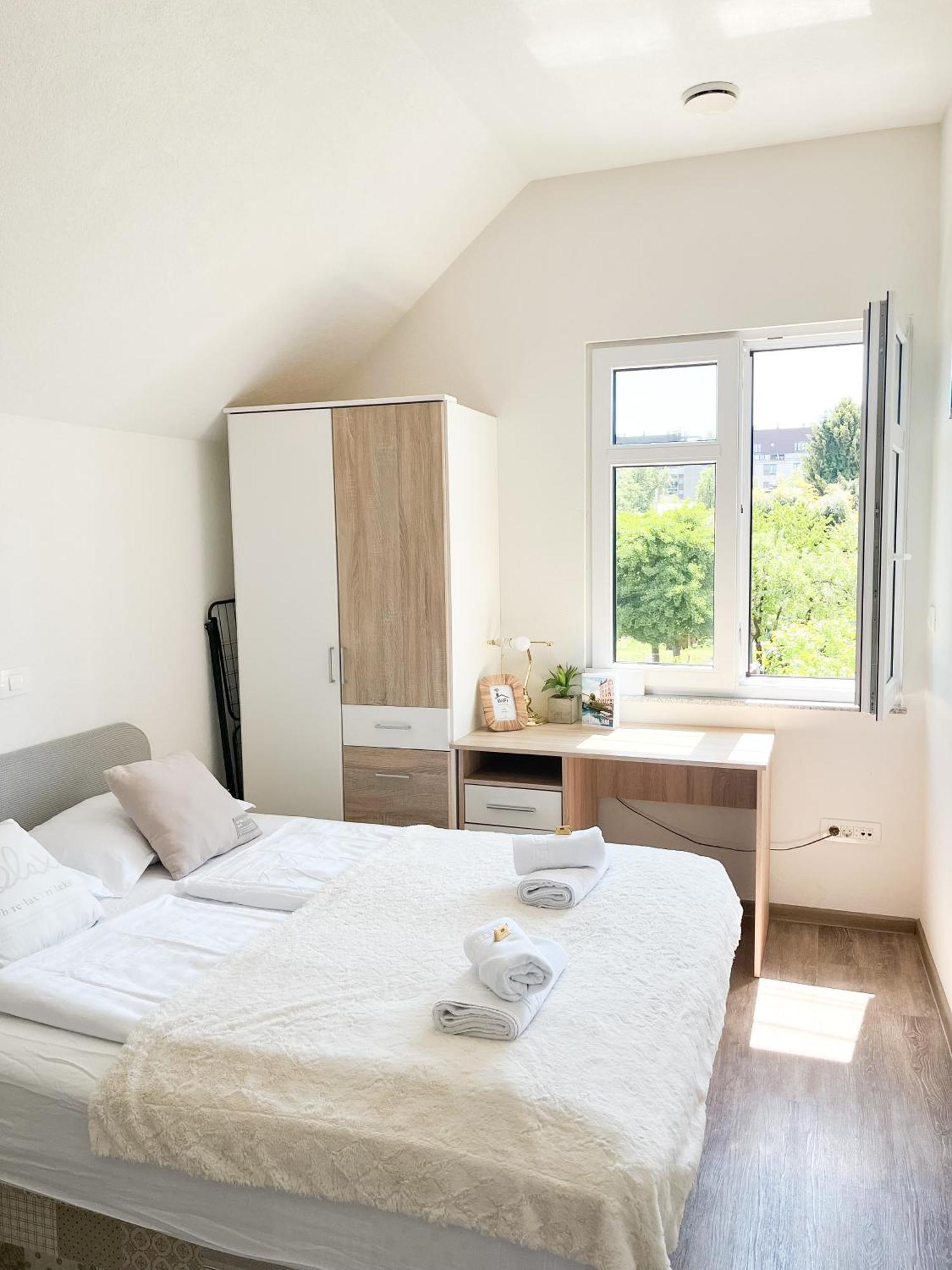 Anita'S Studio Apartments Ljubljana Eksteriør bilde