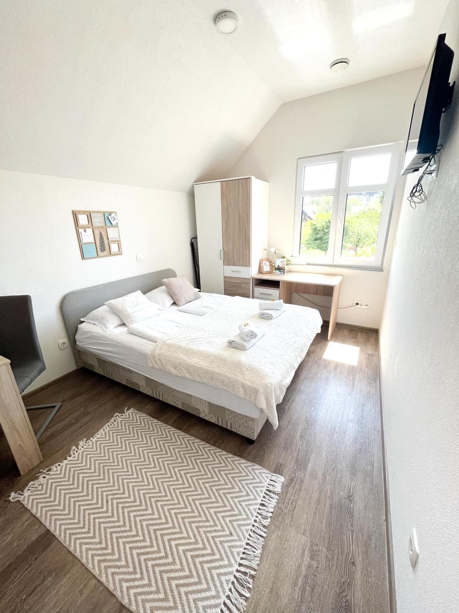 Anita'S Studio Apartments Ljubljana Eksteriør bilde